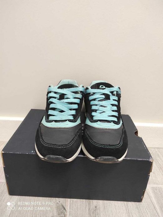 Кросівки Demax 36 розмір