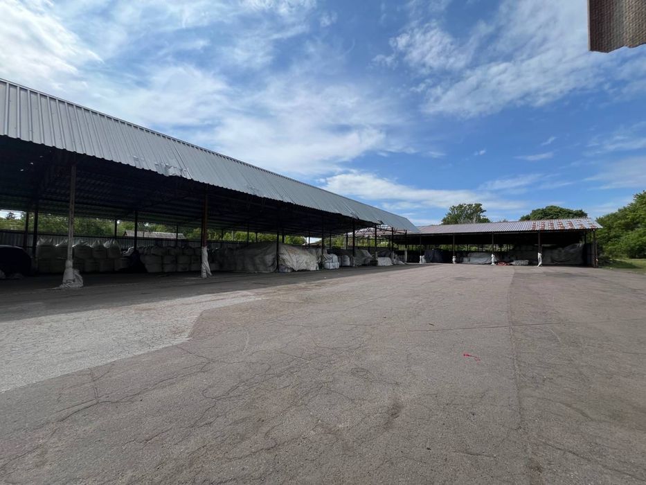 Продаж/Співпраця: 1,5 га території з залізничною колією