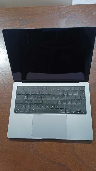 Macbook 14 Pro para peças