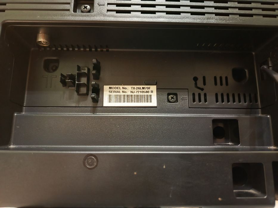 Panasonic LCD Viera TX-26LM70F