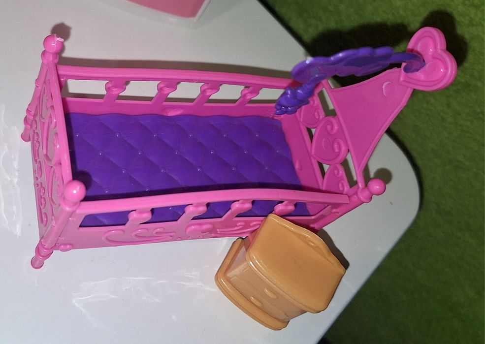 Mebelki meble dla lalki Barbie sypialnia dzieci łóżeczko łóżko Chelsea