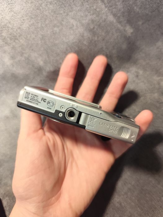 Canon PowerShot A25000 цифровий фотоапарат, мильниця