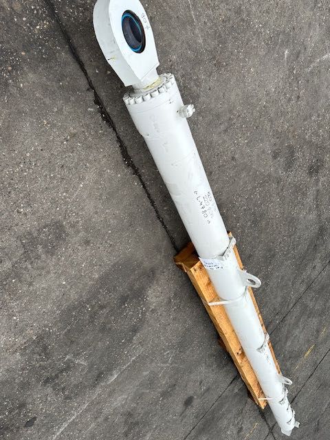 wiertnica siłownik hydrauliczny długi bauer