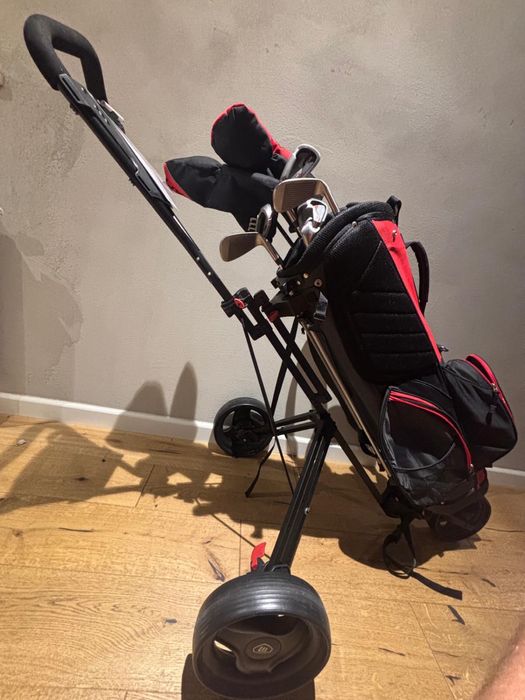 Kije do golfa, wózek, zestaw rekawice piłki