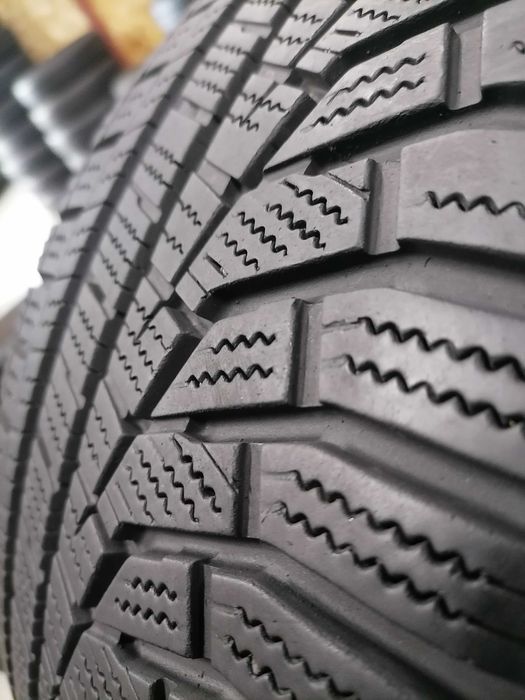 195 205 215 225 - 55 60 65 R16 Зимові шини б/у