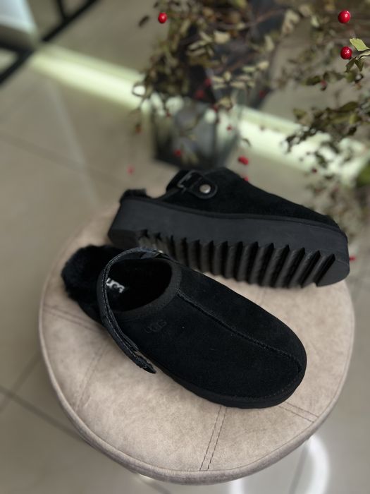 Ugg, Угги чорного кольору 37, 38 розміру