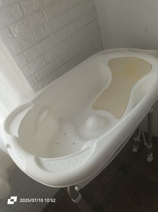 Пеленальный столик САМ с ванночкой