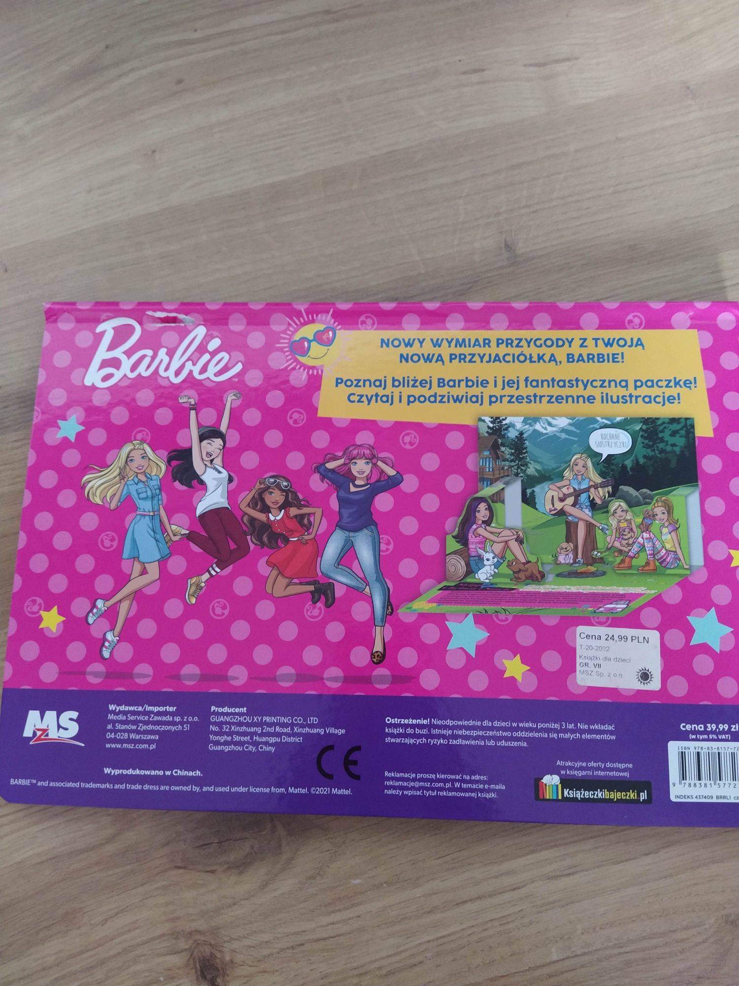 Dwie książki o Barbie, puzzle