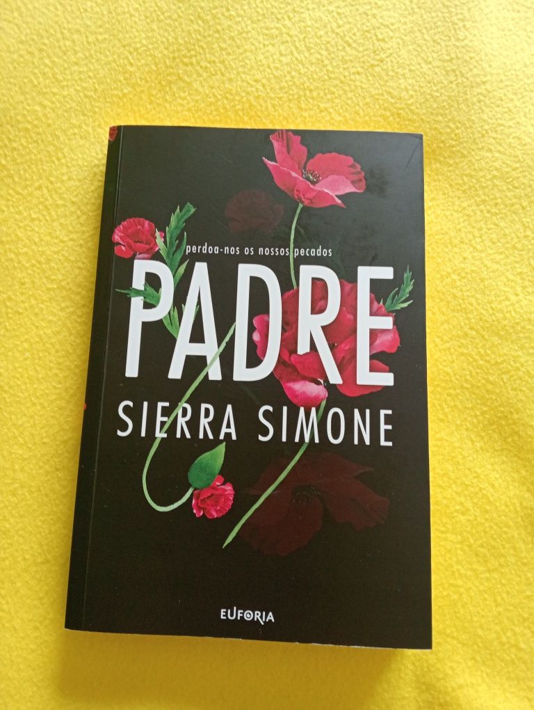 Livro o padre , impecável