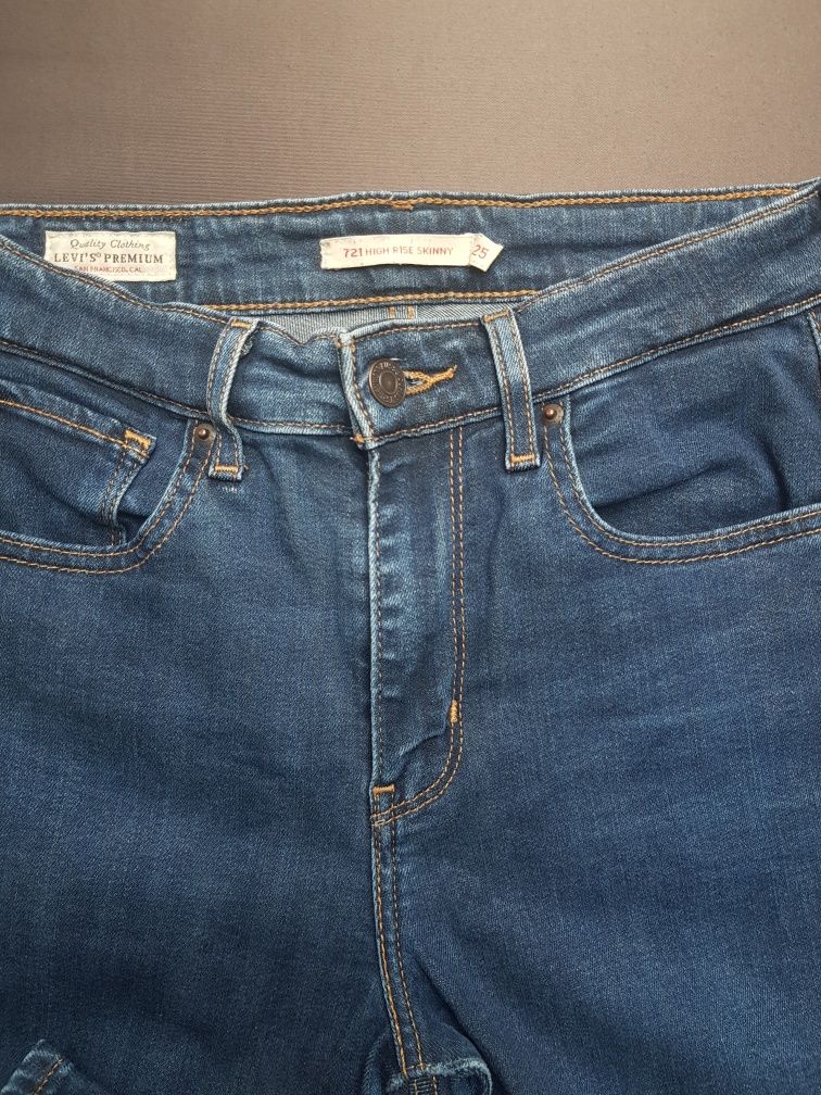 Jeans Levi's XS model 721