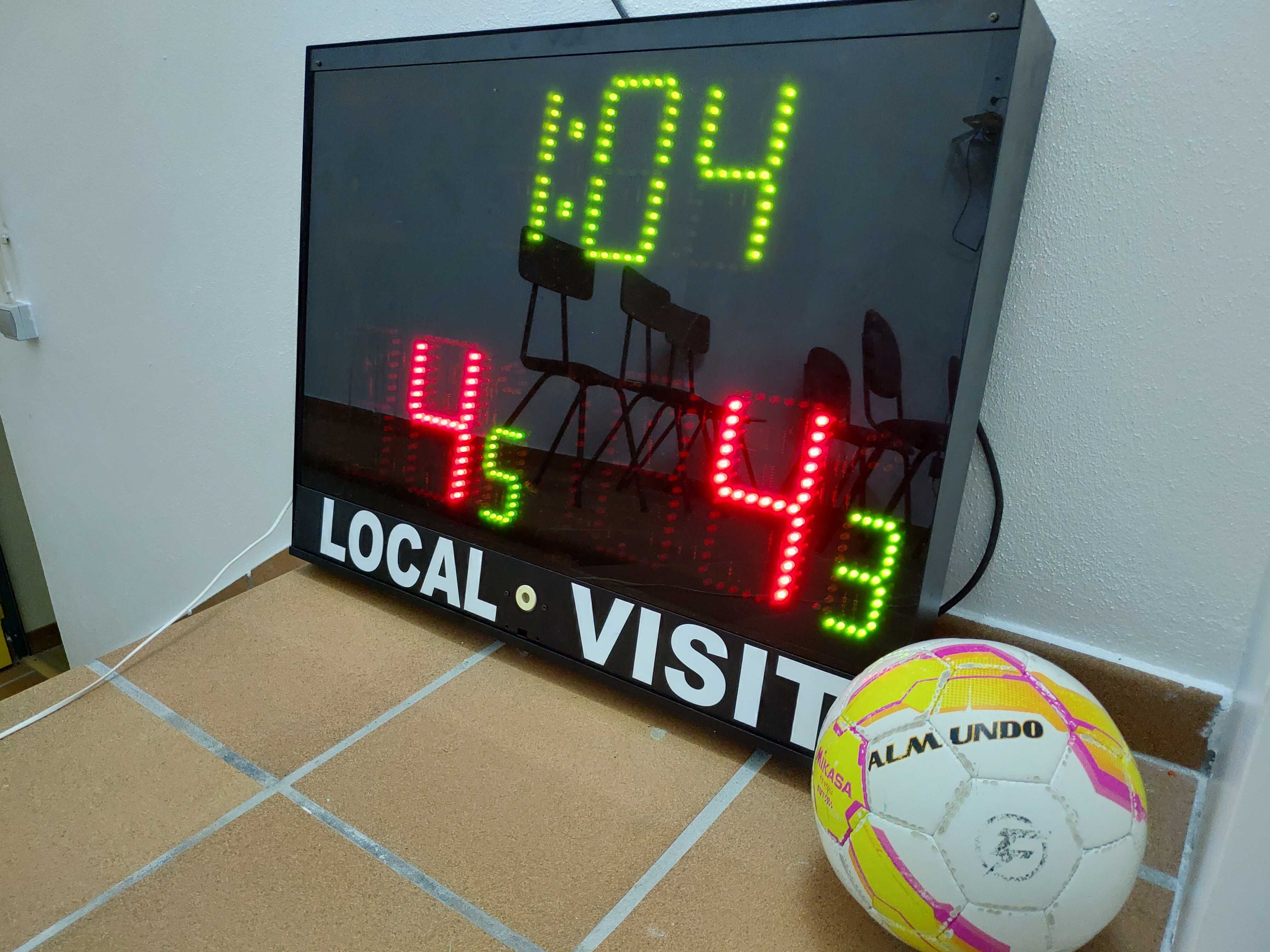 Conjunto de 2 Marcadores Desportivo Multidesporto + Mesa de Controlo