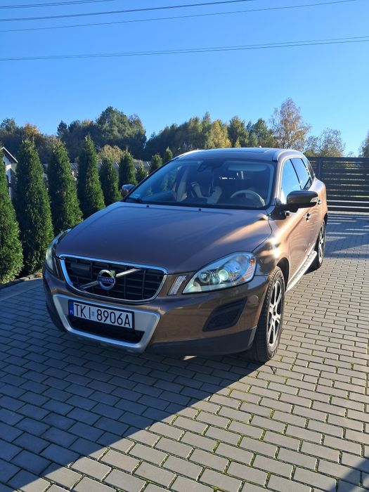 VOLVO XC 60 2.0 5D AWD SUMMUM 2010