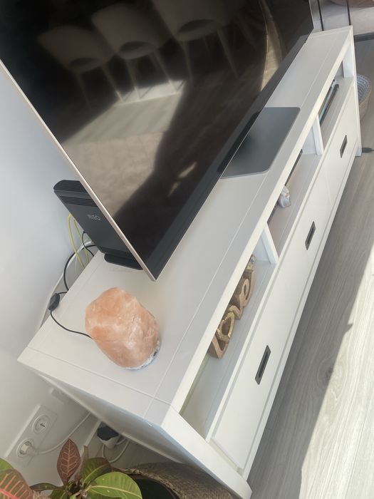 Móvel TV branco 160cm