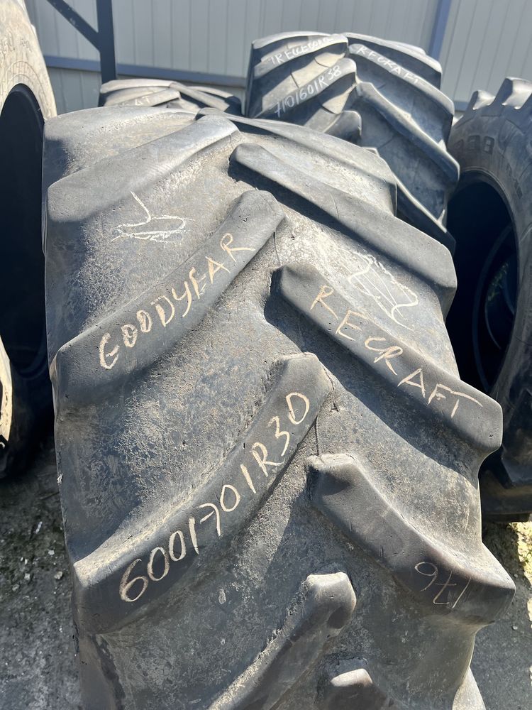 600/70 R30 firstone Goodyear