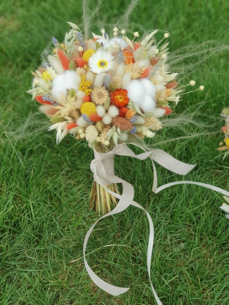 Букет невесты,свадебные из сухоцветов,стабилизированных цветов