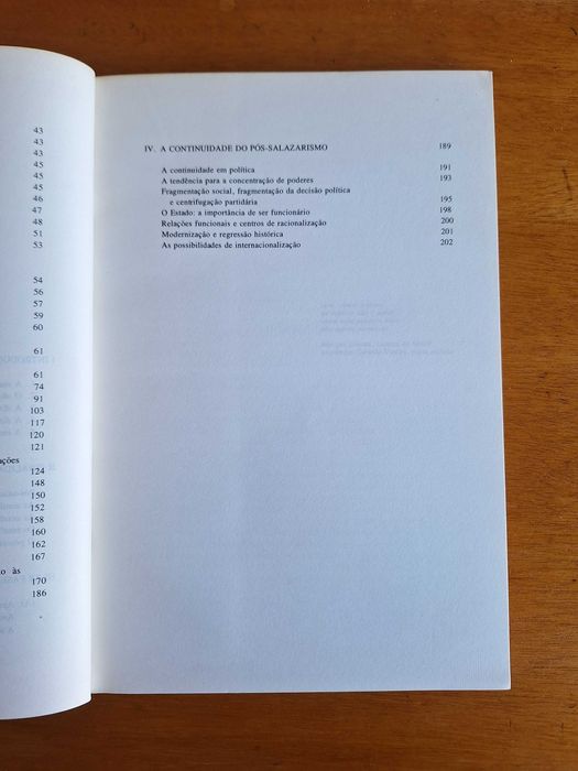 O pós-Salazarismo, 1974 a 1984 - Joaquim Aguiar