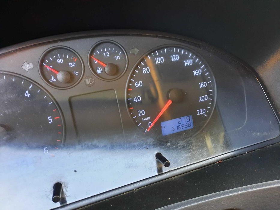 Volkswagen Transporter T5 TDI wysoki blaszak 2005/2006r.