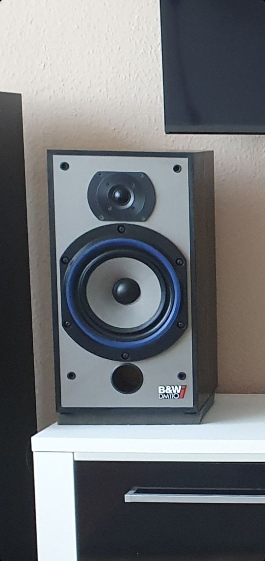 Bowers&Wilkins DM110i  głośniki podstawkowe