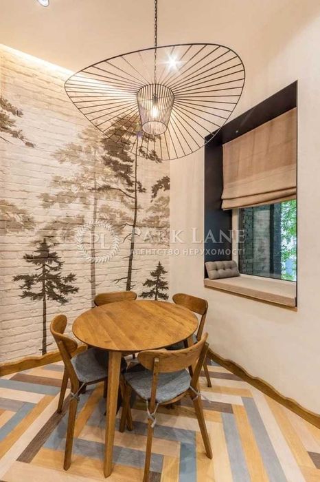 Продаж 2 к кв з ремонтом Михайлівська Костьольна Софіївська Хрещатик