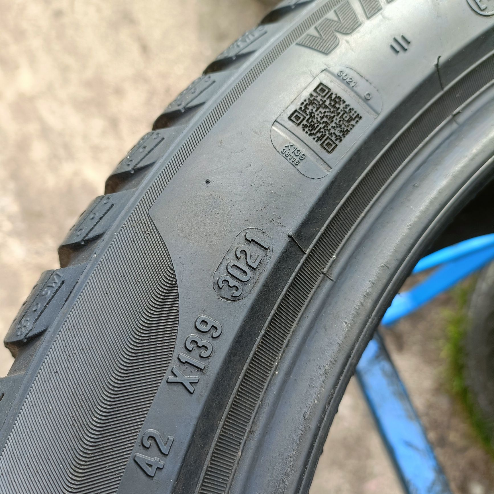 255/40r18 Pirelli Sottozero 3 z 2021r 5.5mm BMW Runflat