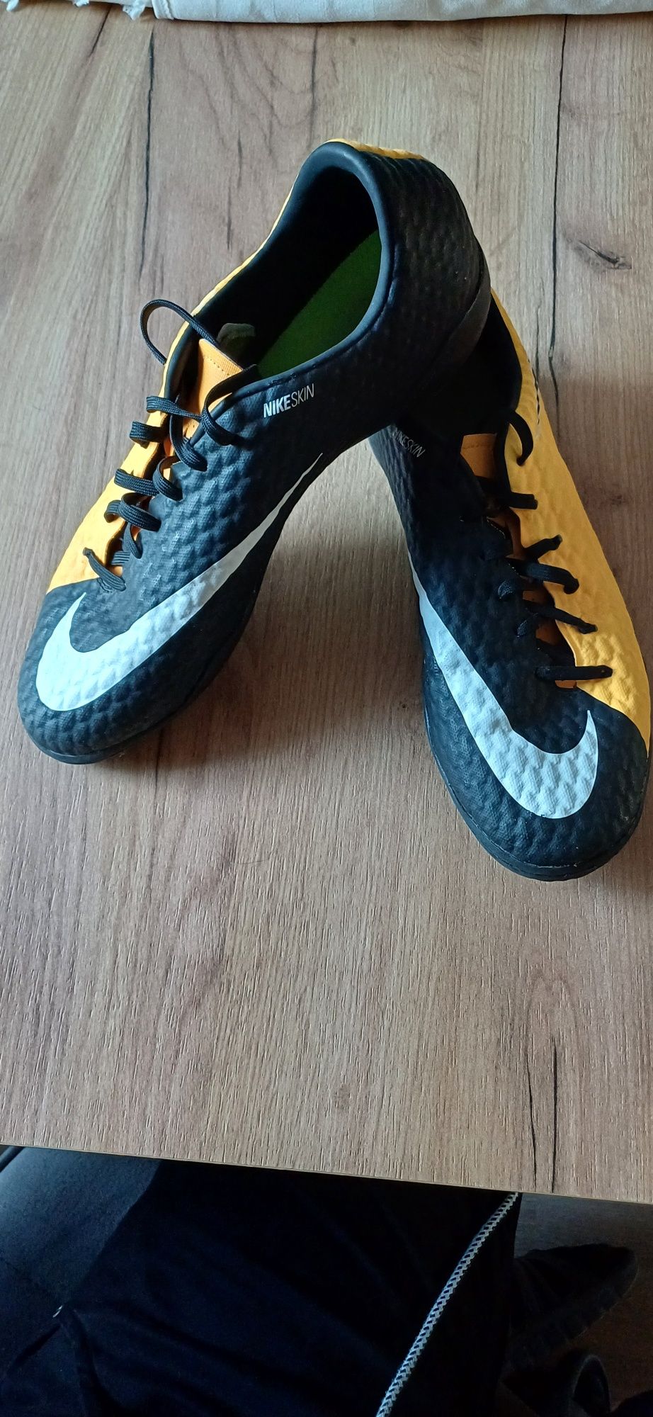 Nike buty halowe HYPERVENOM PHELON rozmiar 45