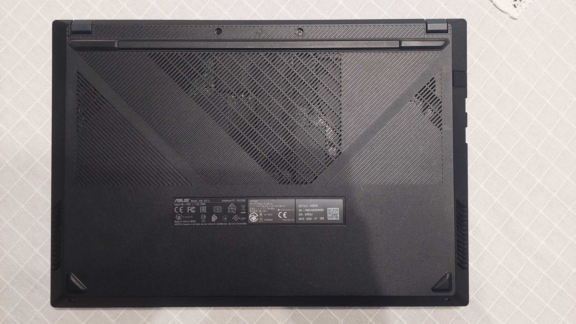 Ноутбук ASUS VivoBook X571LH (i7-10750H, GTX1650, 16GB RAM)