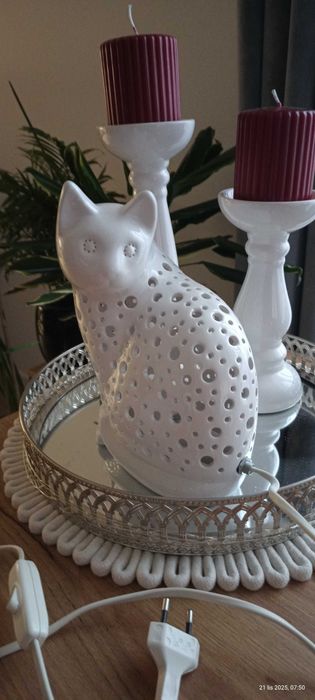 Lampka w kształcie kota