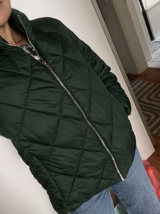 Куртка ZARA, розмір S — як нова