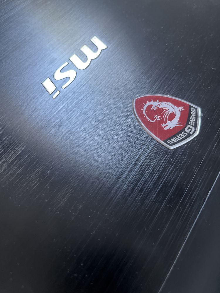Laptop gamingowy msi wszystko sprawne