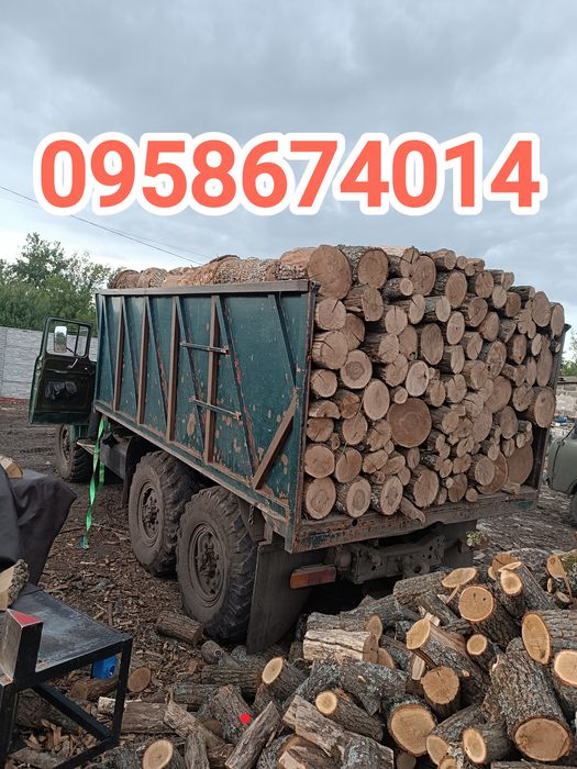 Продам дрова твердых пород дуб ясень чурка , колотые