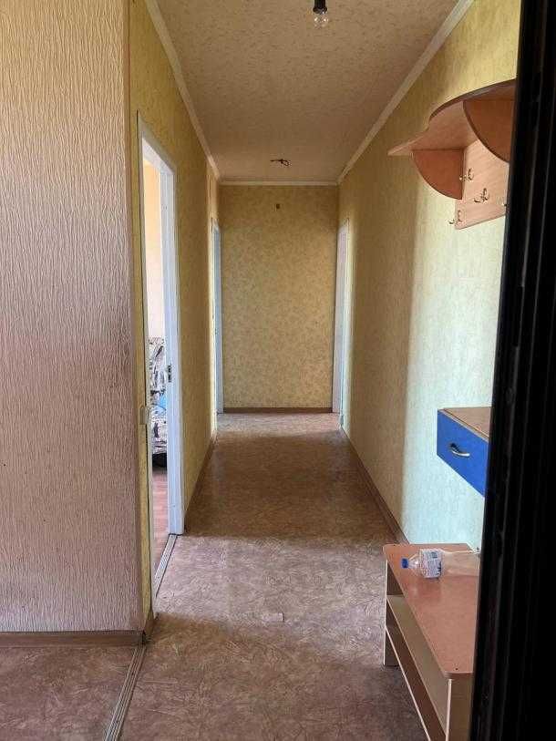 Срочно продам 3х комнатную полногабаритную квартиру на Холодной горе