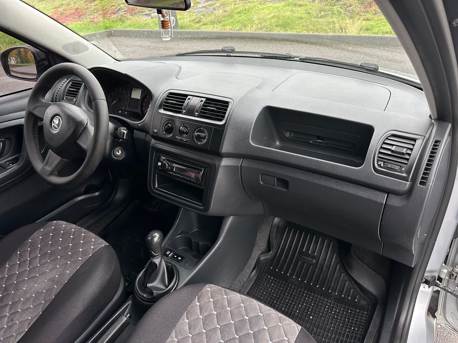 Продам Skoda Fabia 2014 1.4 gaz/benz