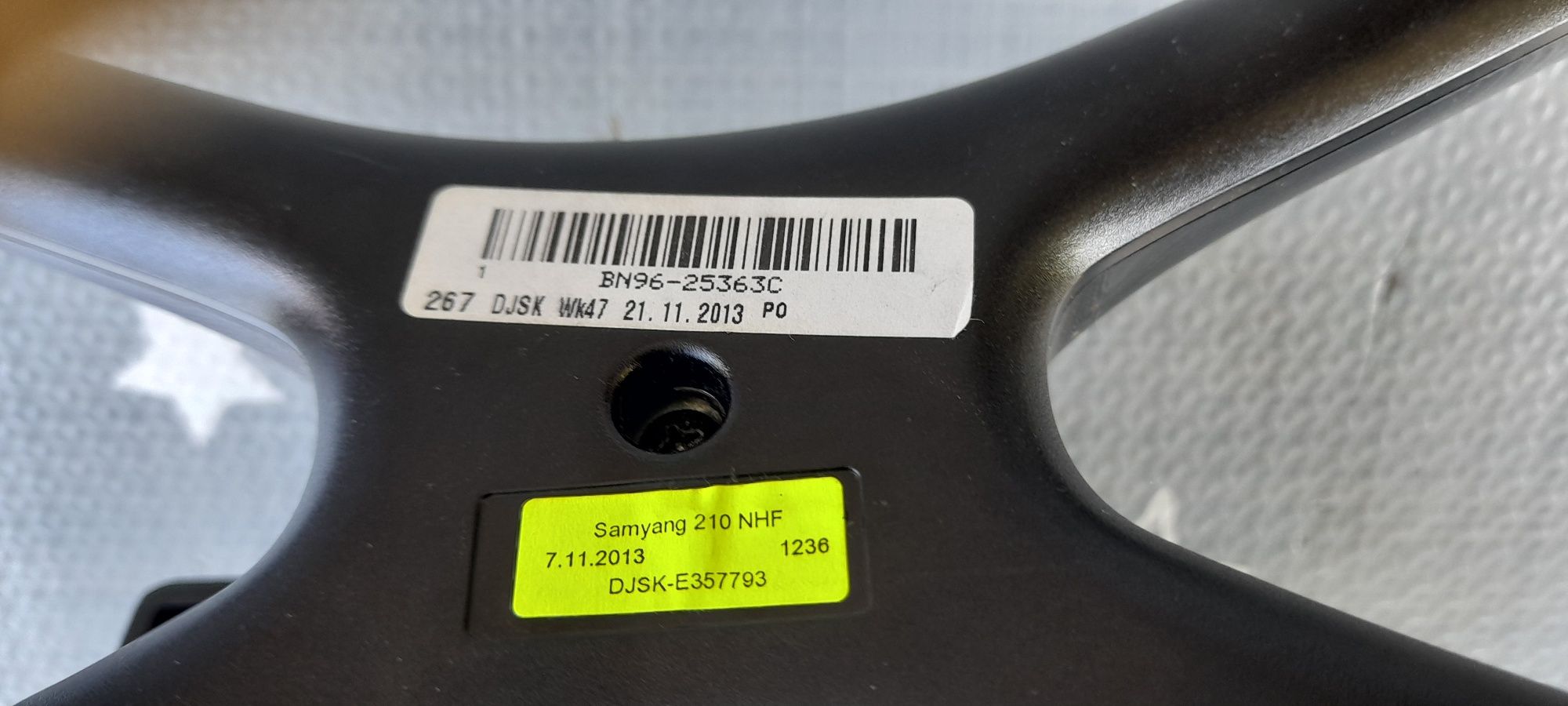 Stojak pod telewizor samsung 32 cale
