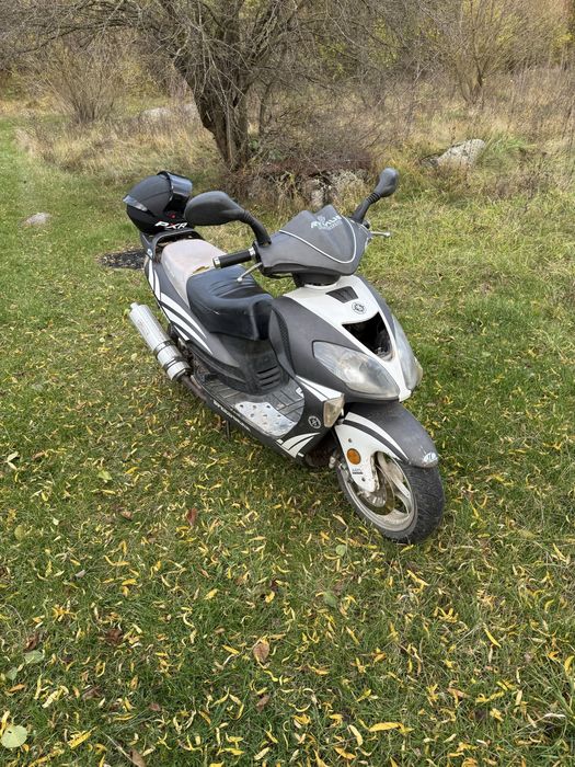 Продам скутер speed gear 150