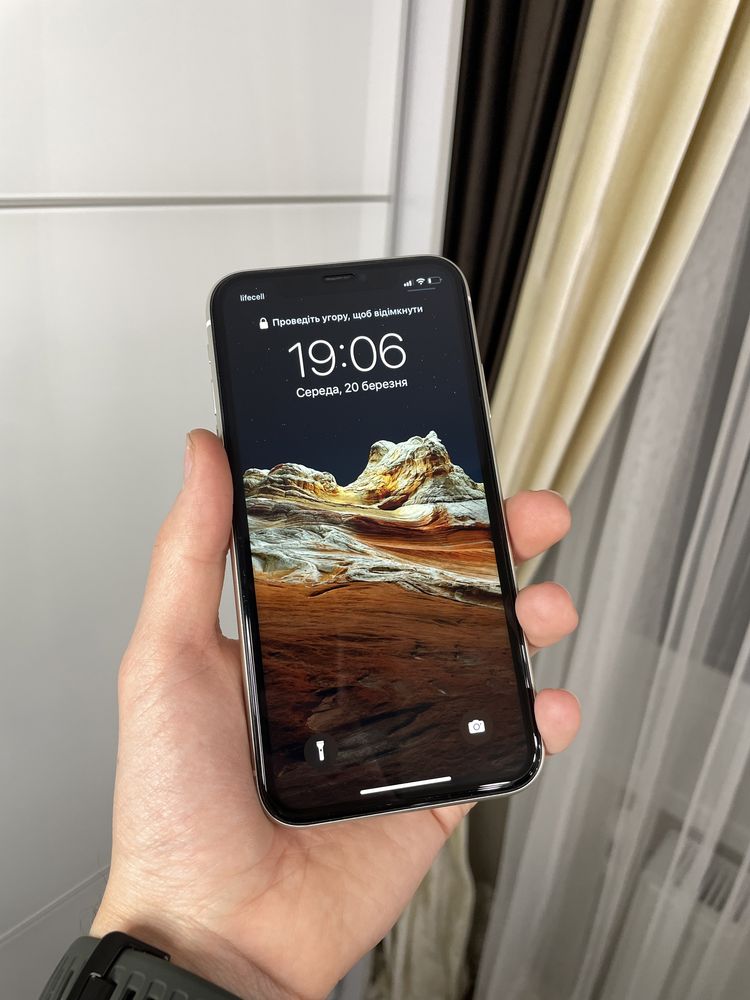 Телефон iPhone 11 64gb Neverlock