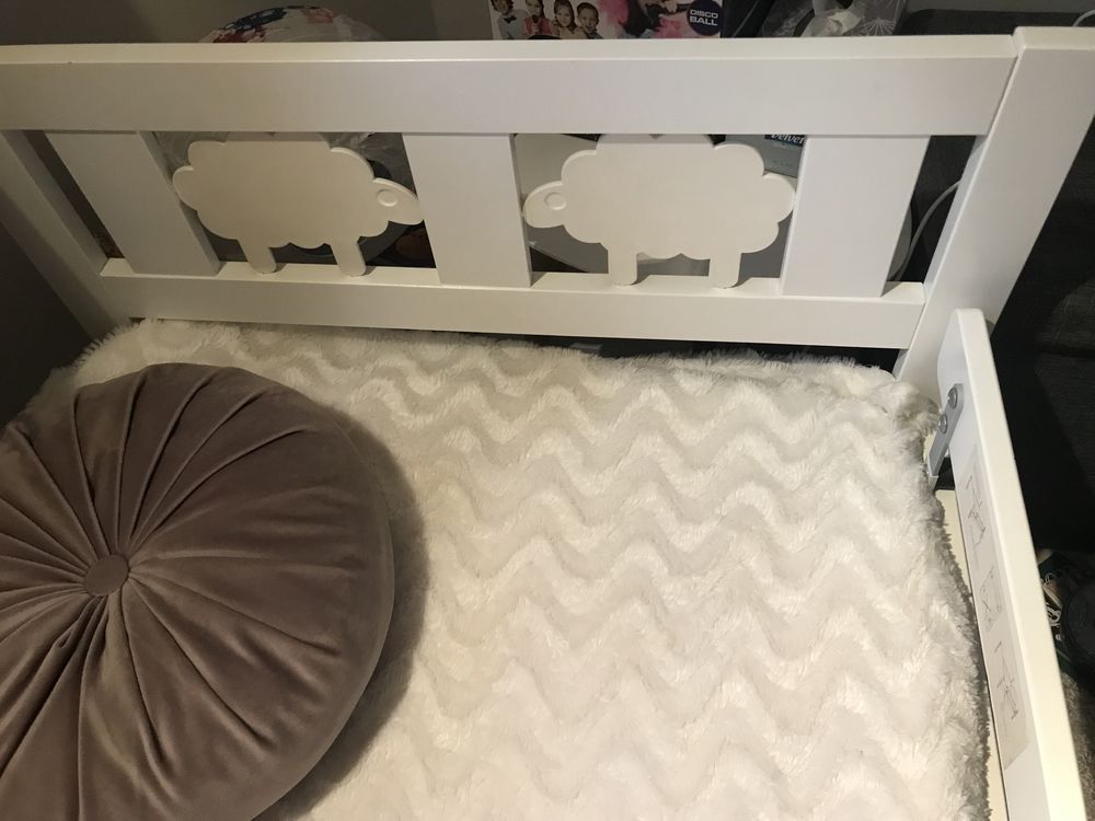 Łóżko dzieciece Ikea Kritter 70x160c z materacem i barierką