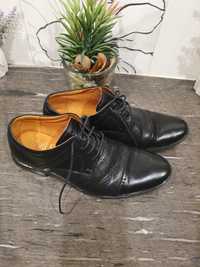 Eleganckie skórzane buty wizytowe dla chłopca, pierwsza komunia
