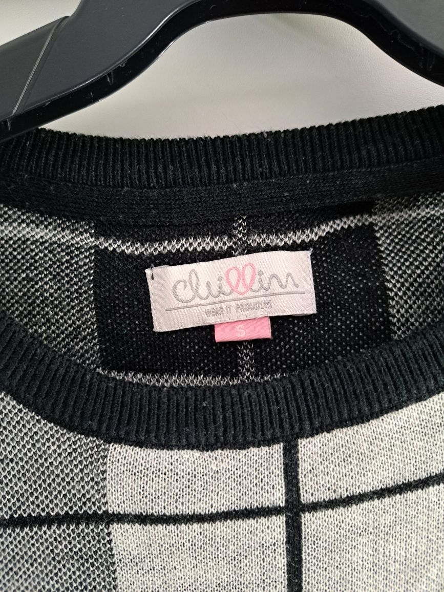 Sweter oversize w kratę