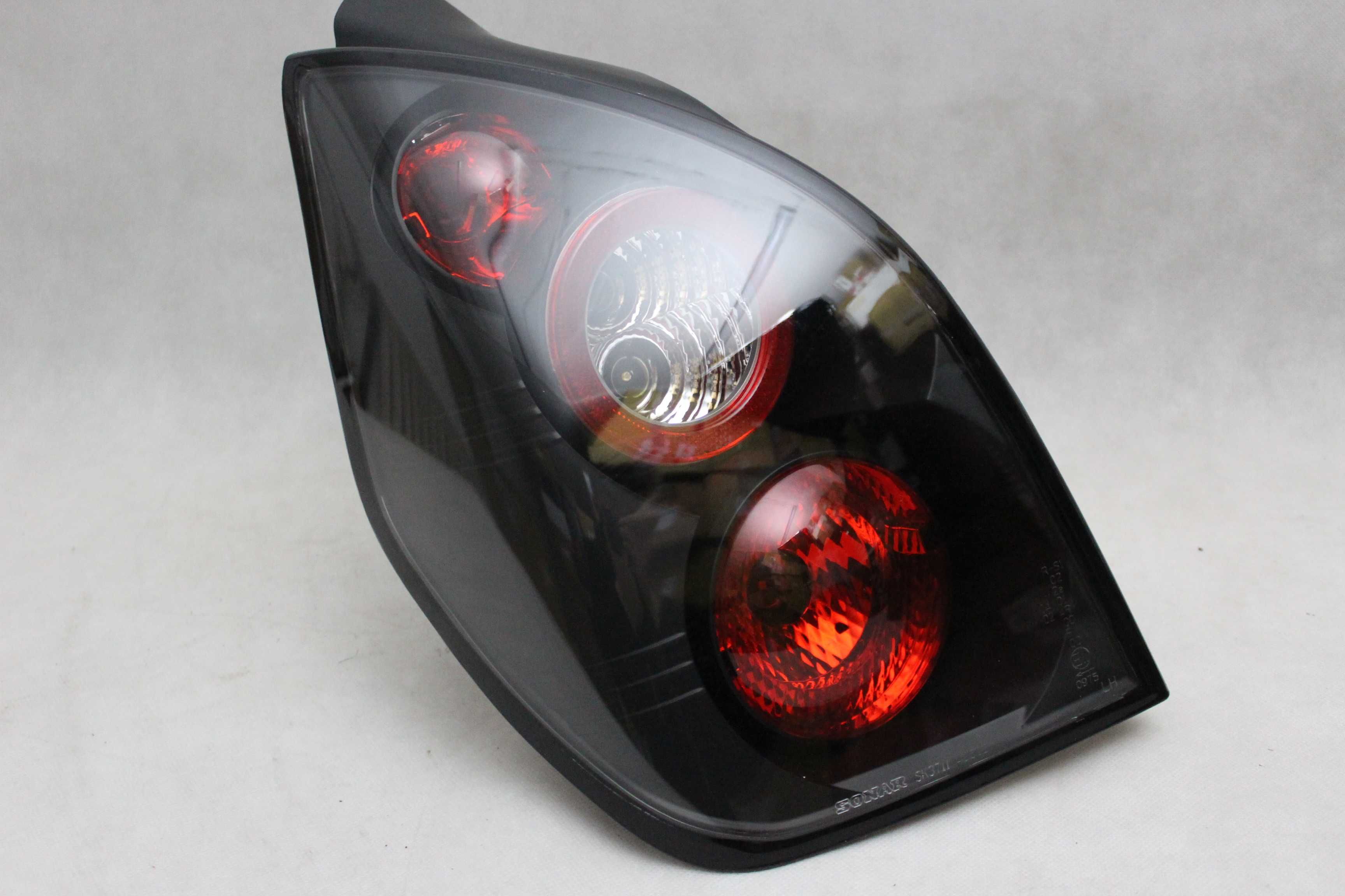 Lampy światła tył tylne Ciotroen C2 03-09 TUNING BLACK TUNING NOWE!