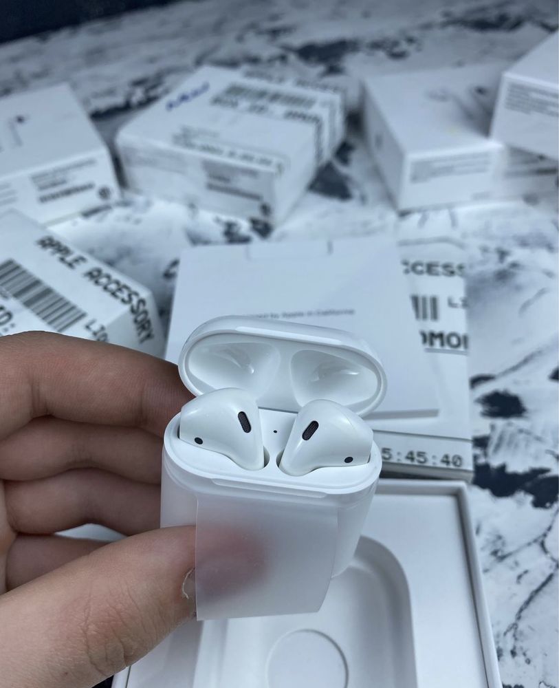 Навушники Aplle AirPods 2
