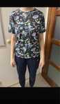 t-shirt z nadrukiem z serialu rick&morty