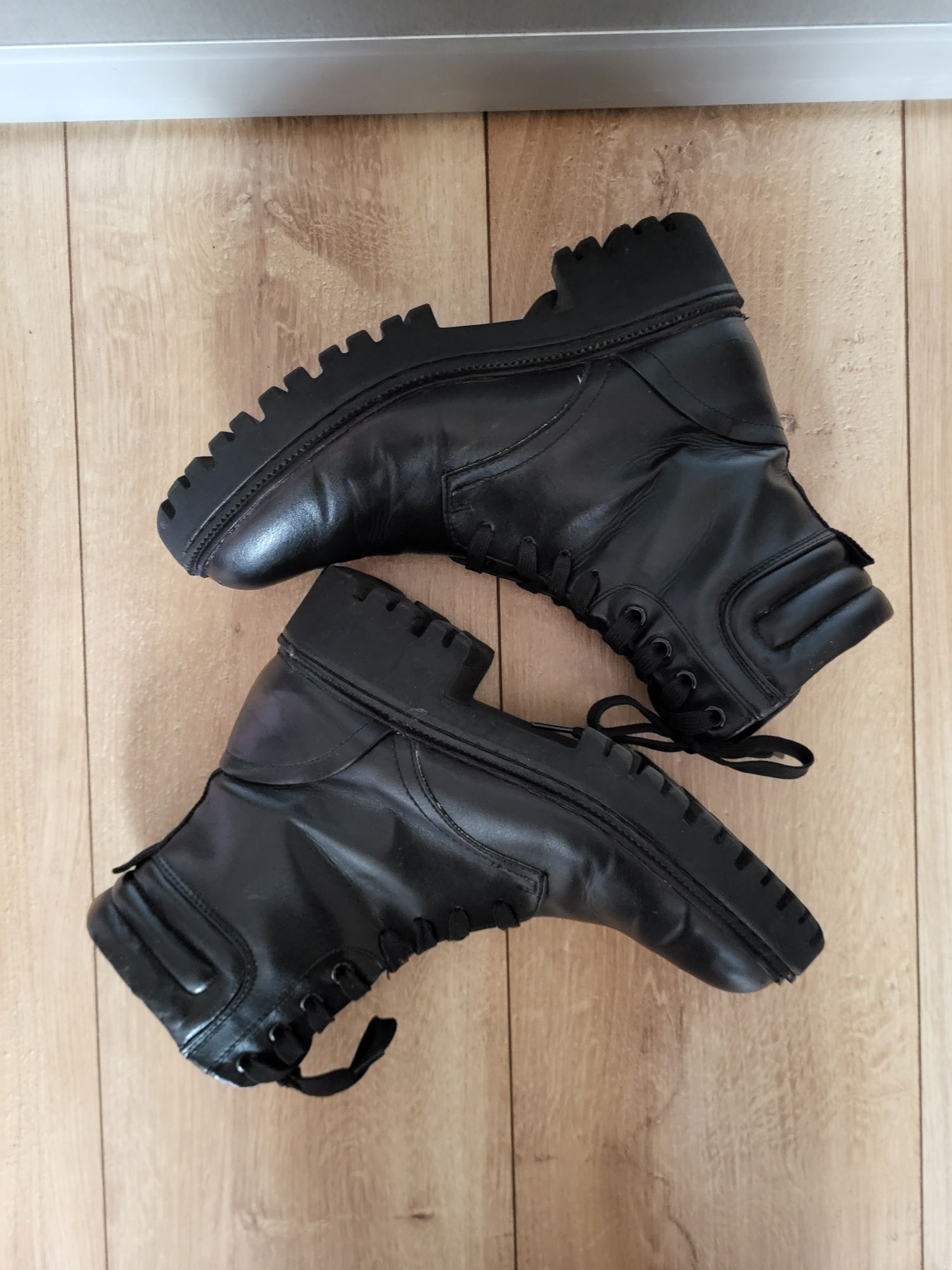 Czarne ocieplenie botki damskie 37. Workery 37. Czarne botki 37.