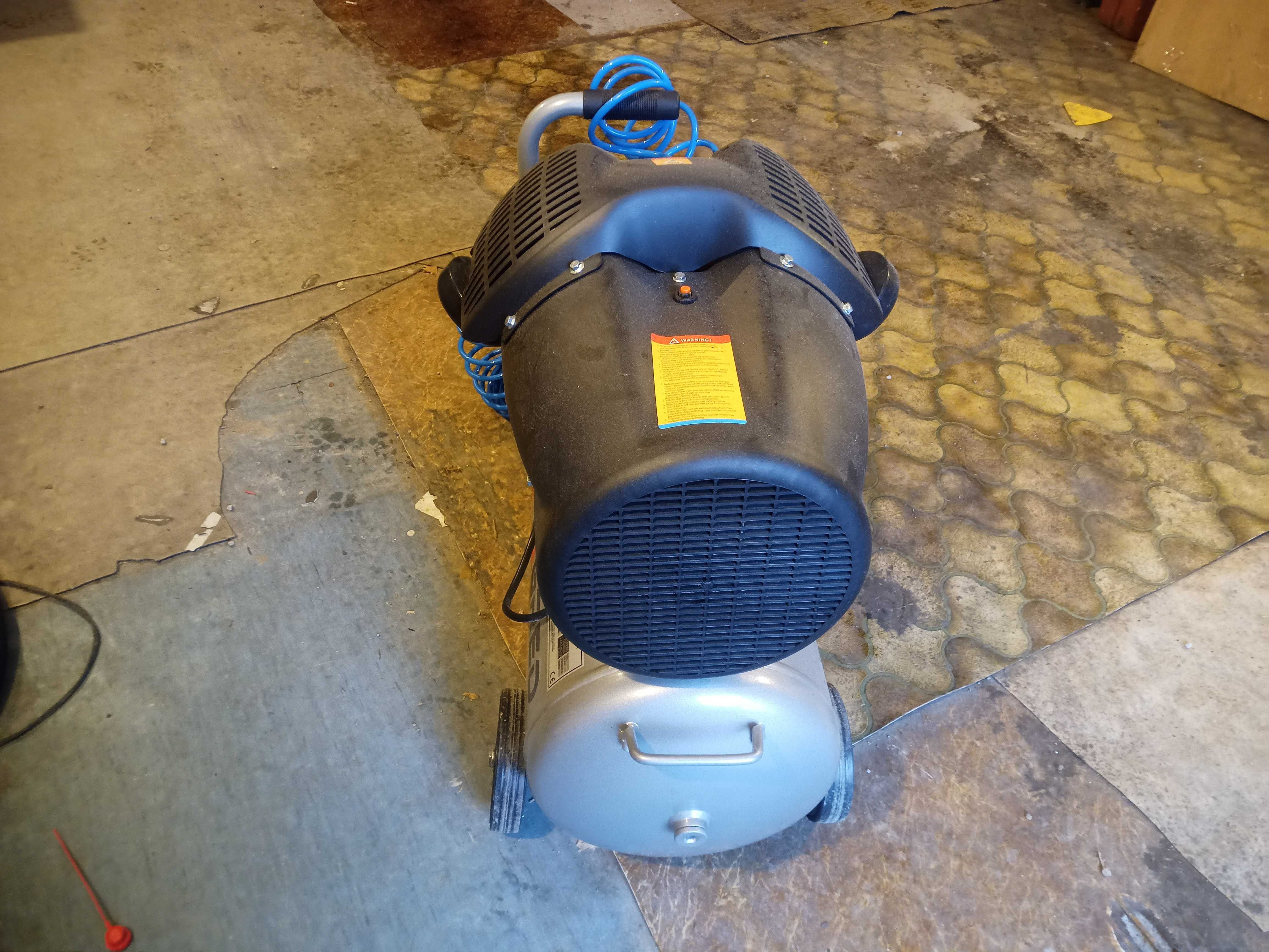 Kompresor / Sprężarka TAGRED 50L V2 model TA360 - Jak nowy!