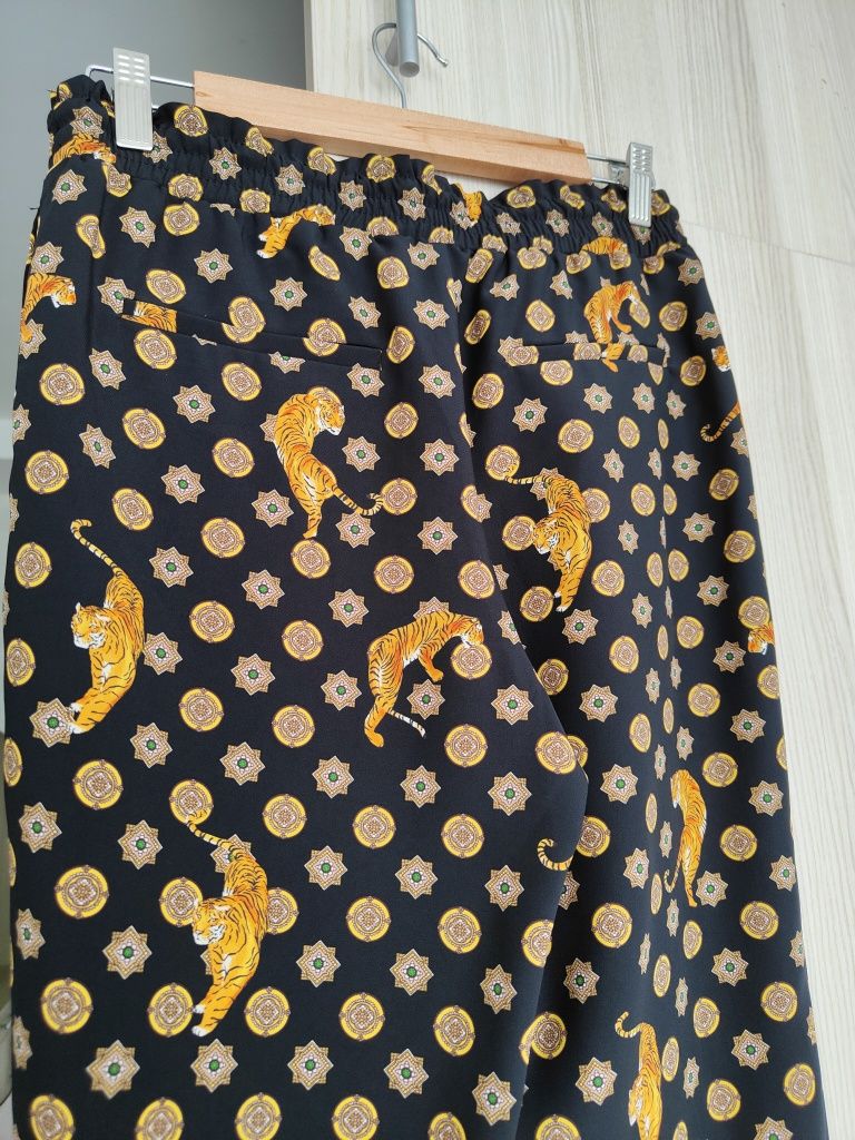 Spodnie w stylu piżamowym, z nadrukiem, Zara, r.S