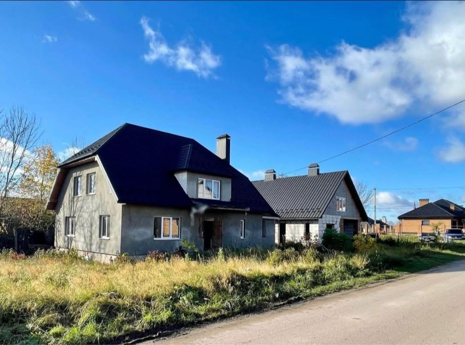 Продам новий сучасний будинок