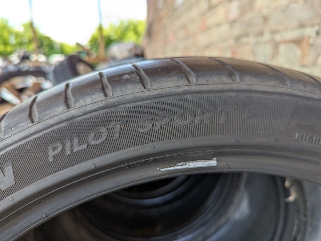 Комплект літні резини шини Michelin Pilot Sport 5 2022 255/35/19

UAH