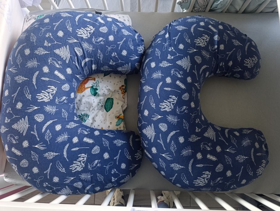 Dwa rogale ciążowe do karmienia bliźniaki bololo