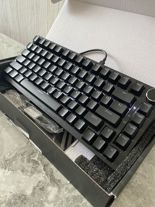 Продам клавіатуру ajazz ak 820