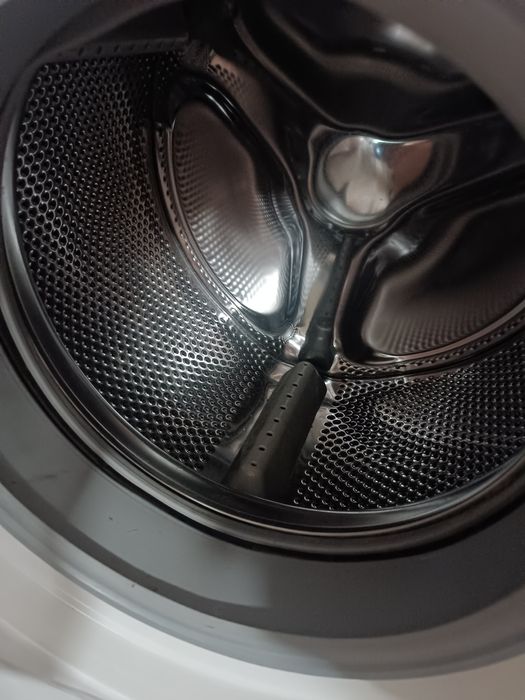 Стиральная машина Bosch 2 серия.