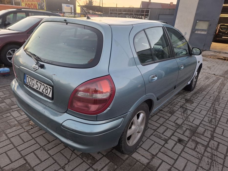 Nissan Almera 1.8 benzyna 2000rok klimatyzacja 5-drzwiowy